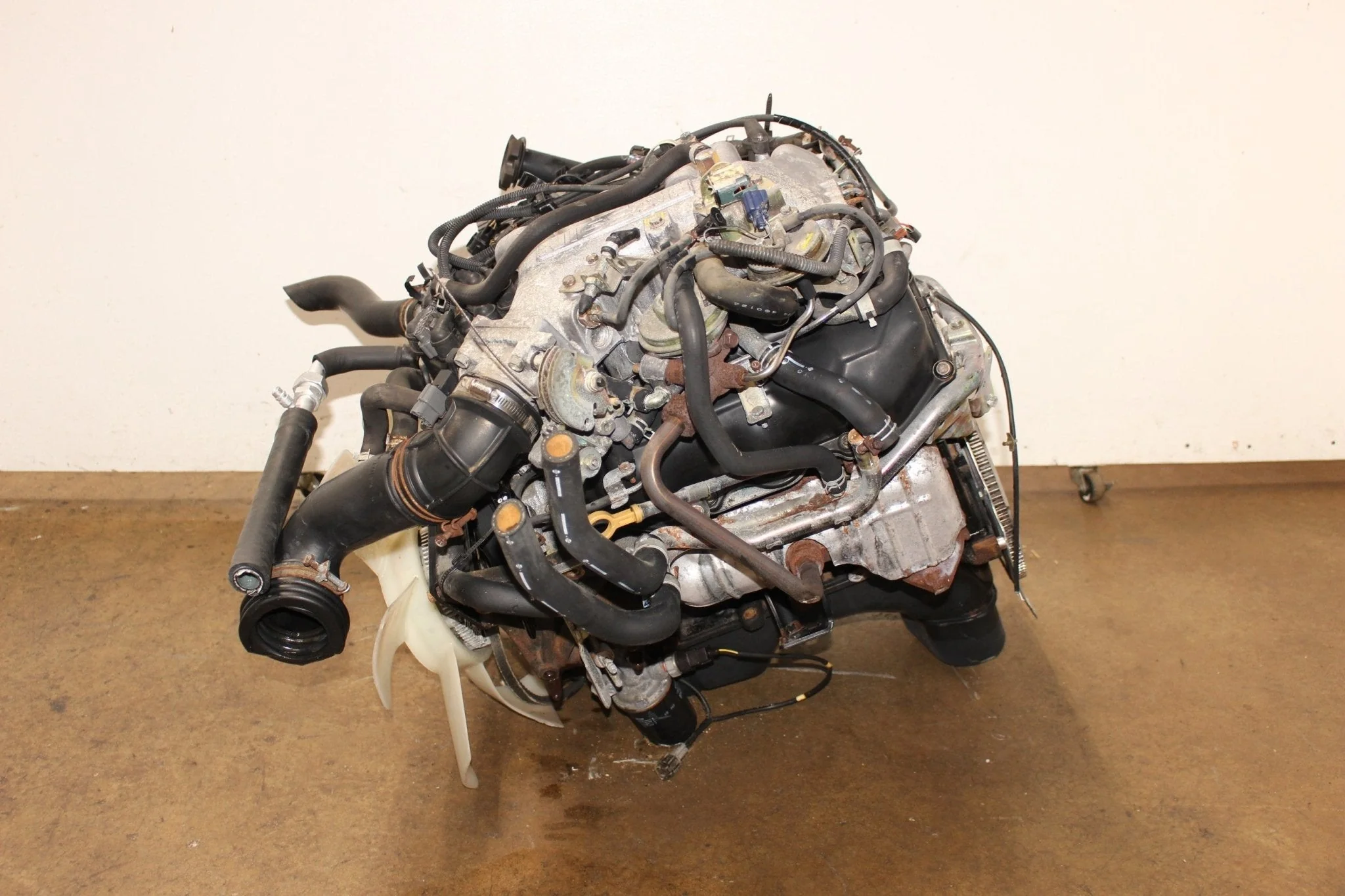 2000-2004 Nissan Xterra JDM Engine 3.3L V6 VG33 - Image 5