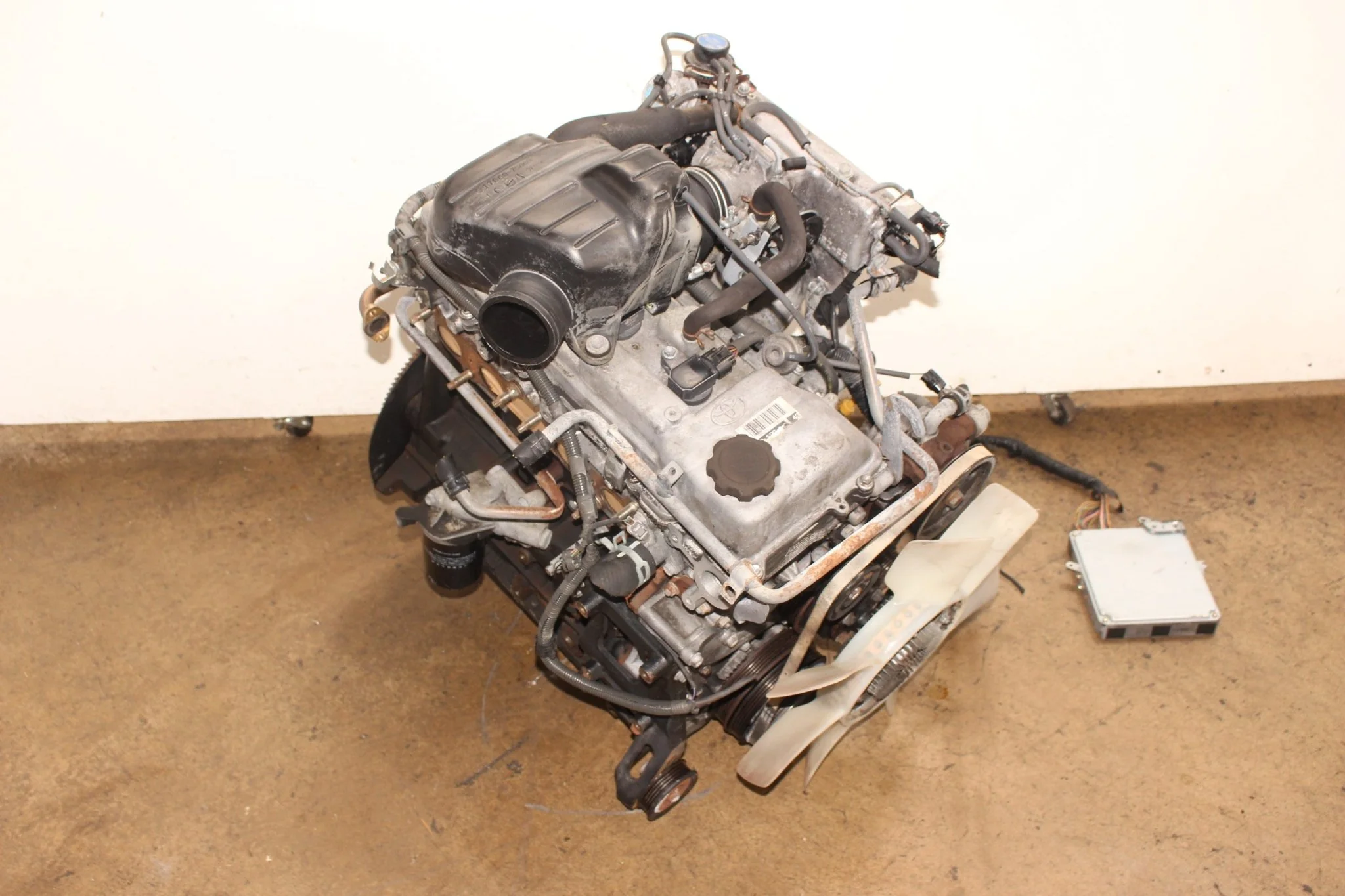 1997-2004 Toyota T100 JDM Engine 2.7L JDM 3RZ Motor - Image 11