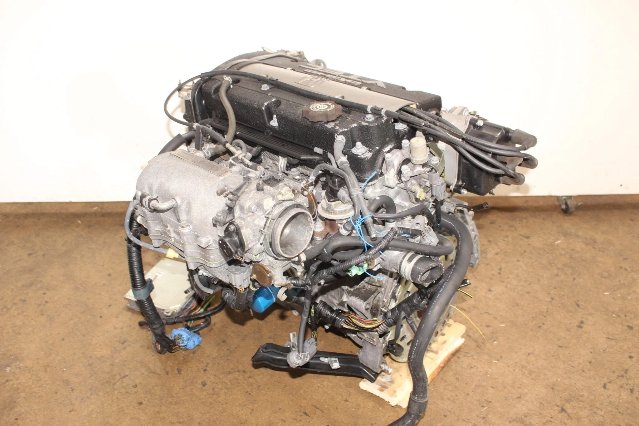 1997-2001 Honda Prelude JDM Engine 2.2L H22A - Image 10