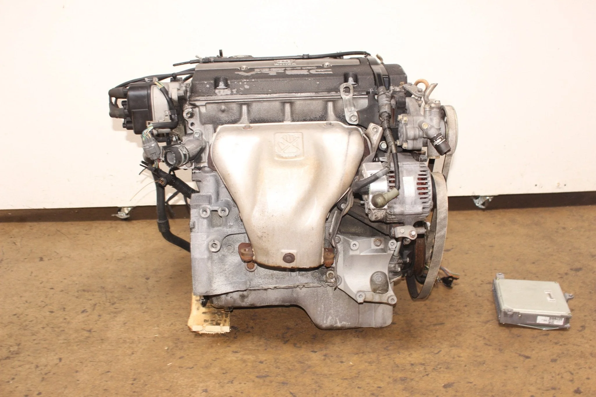 1997-2001 Honda Prelude JDM Engine 2.2L H22A - Image 3