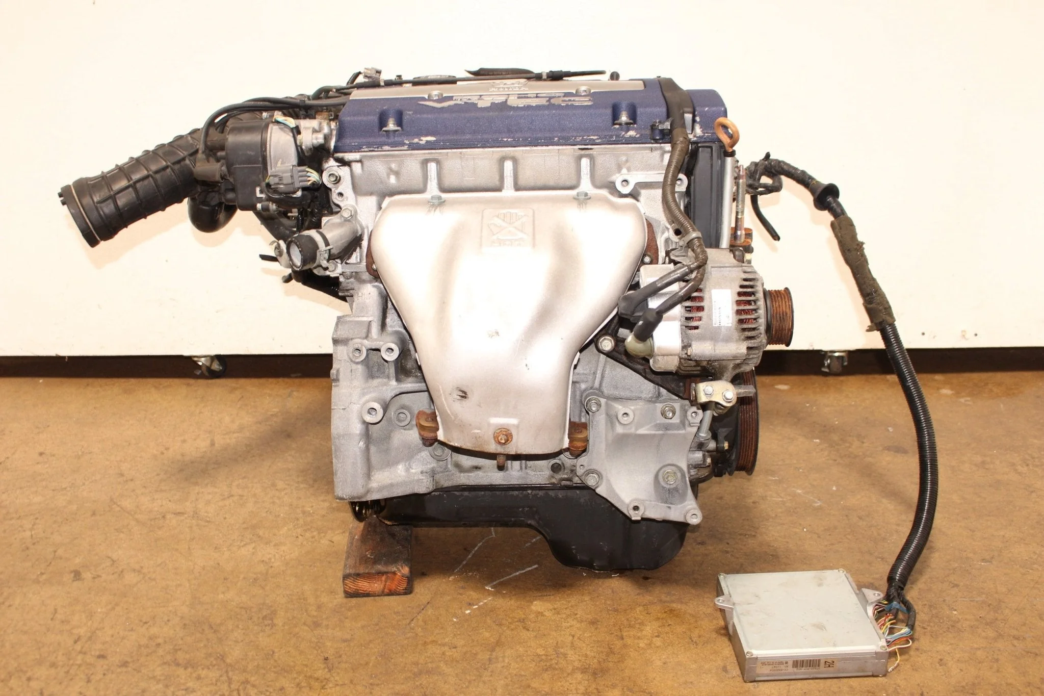 1997-2001 Honda Prelude JDM Engine 2.3L Blue-top DOHC VTEC H23A - Image 4