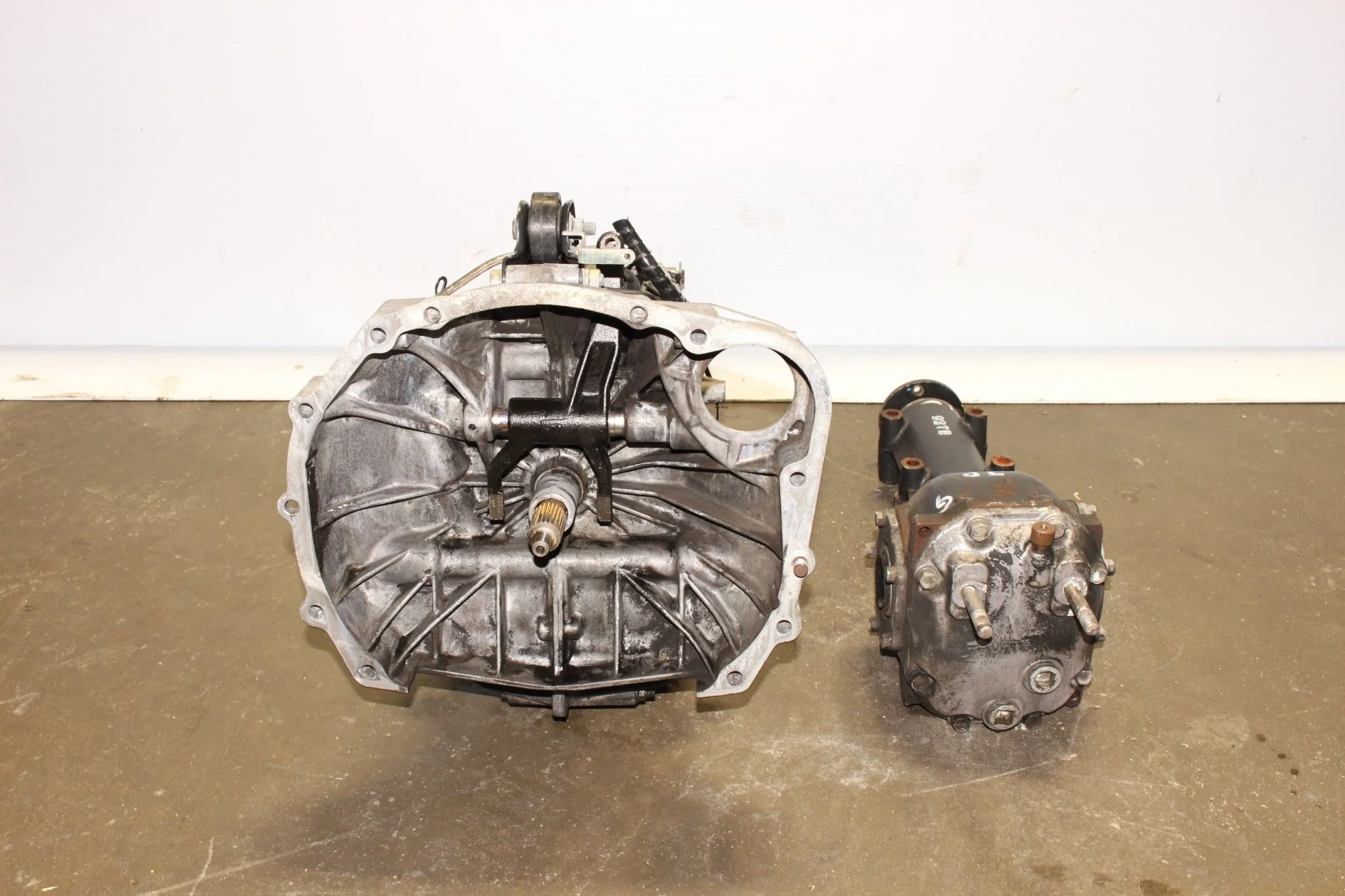 2002-2005 Subaru Impreza WRX AWD Turbo Manual JDM Transmission DIFF 5 Speed 2.0L EJ205 - Image 4
