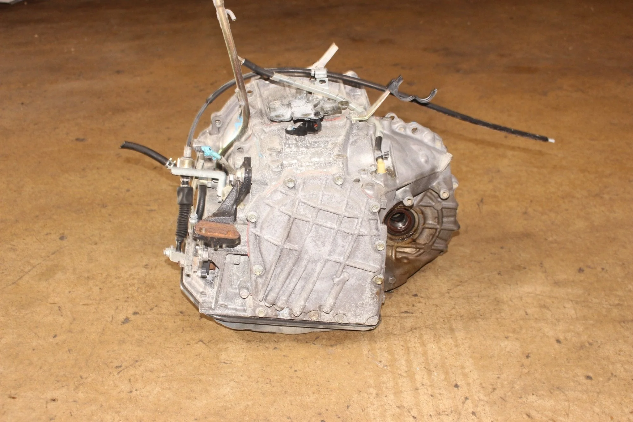 2003-2006 Scion XB Automatic JDM Transmission 1.5L 1NZ - Image 3