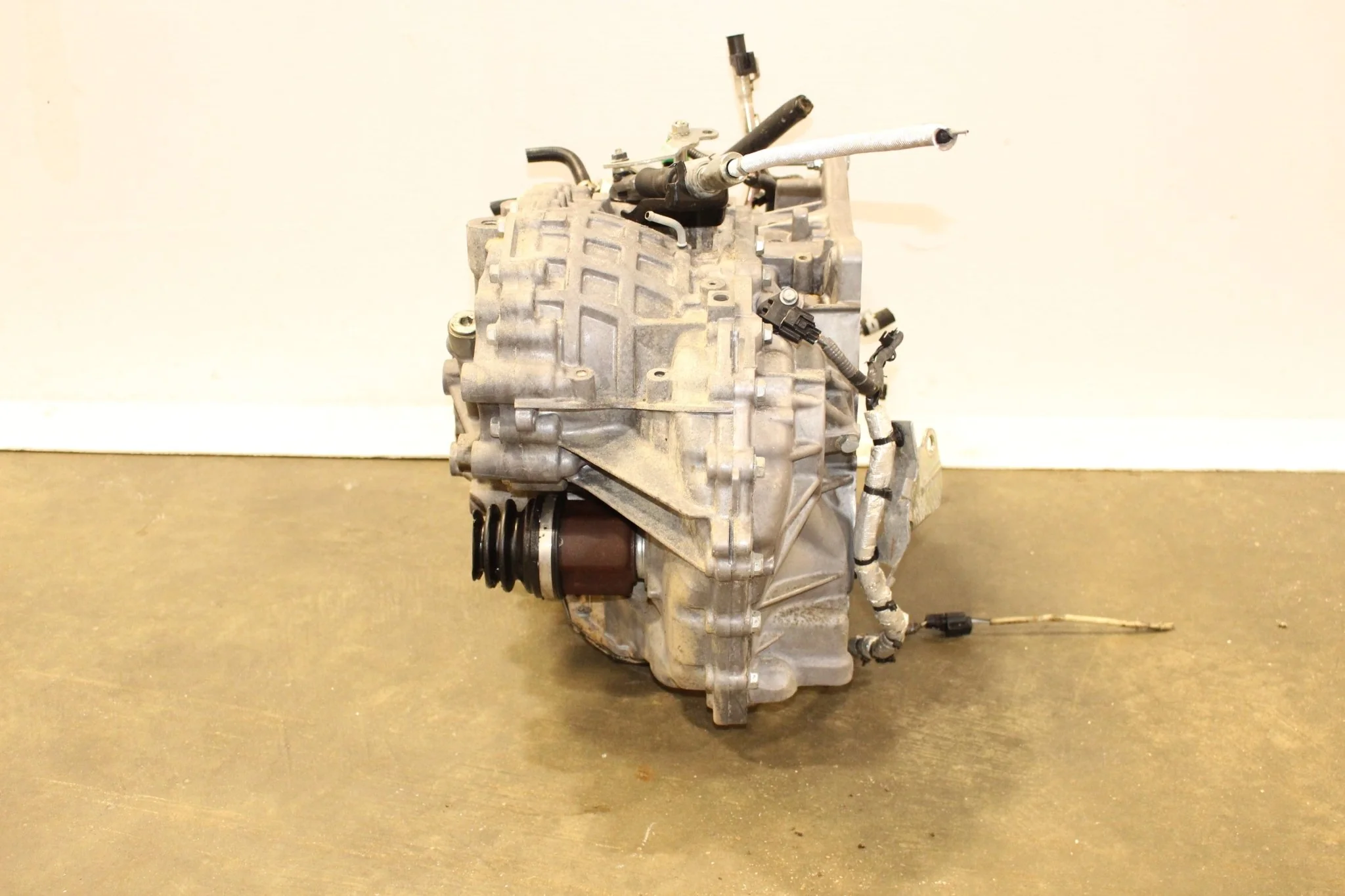 2011-2013 Nissan Juke 1.6L Turbo Auto CVT Transmission JDM MR16DDT - Image 4