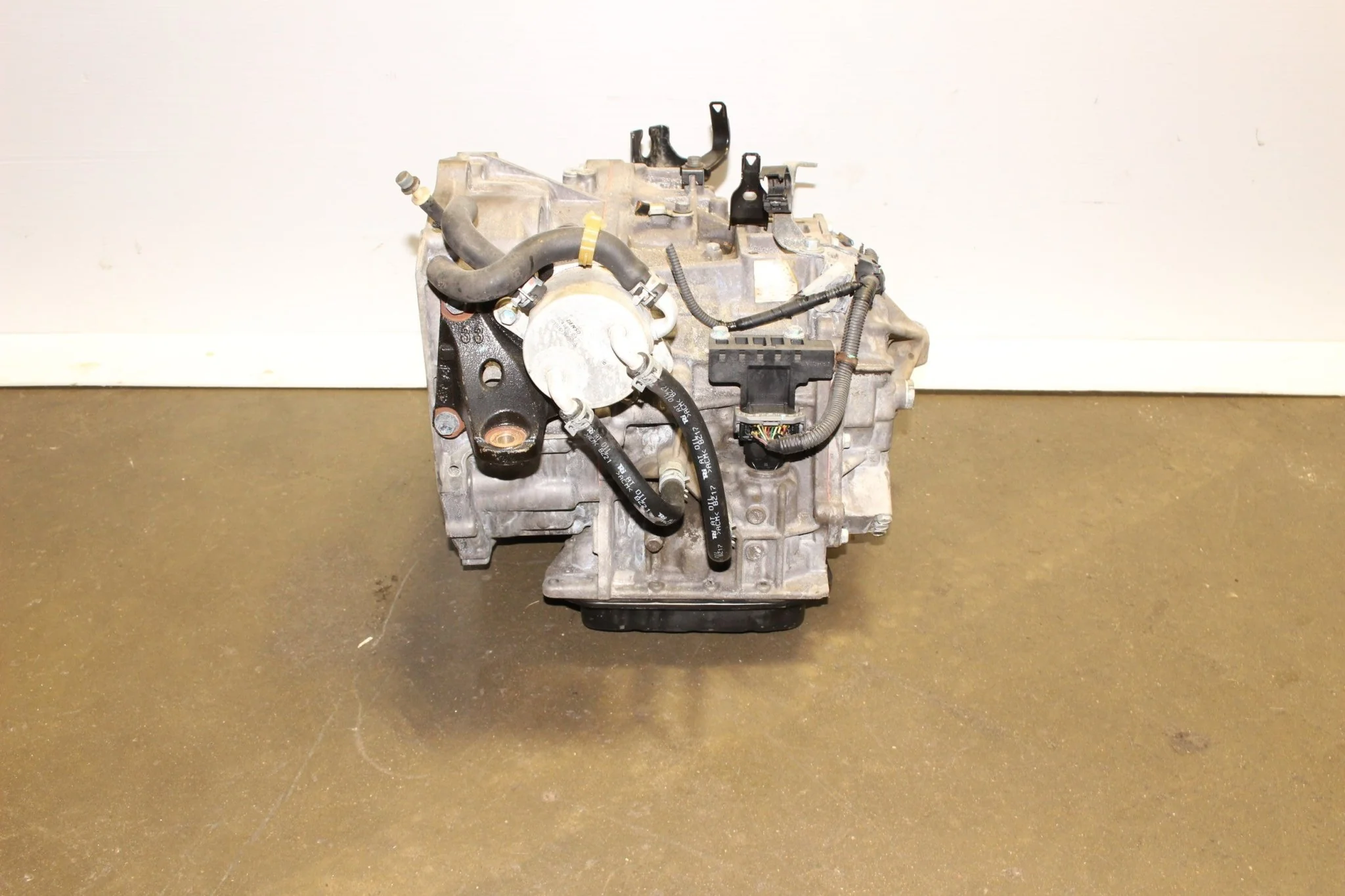 2012-2017 Toyota Camry 2.5L Auto FWD Transmission JDM 2AR 4 Cylinder - Image 4