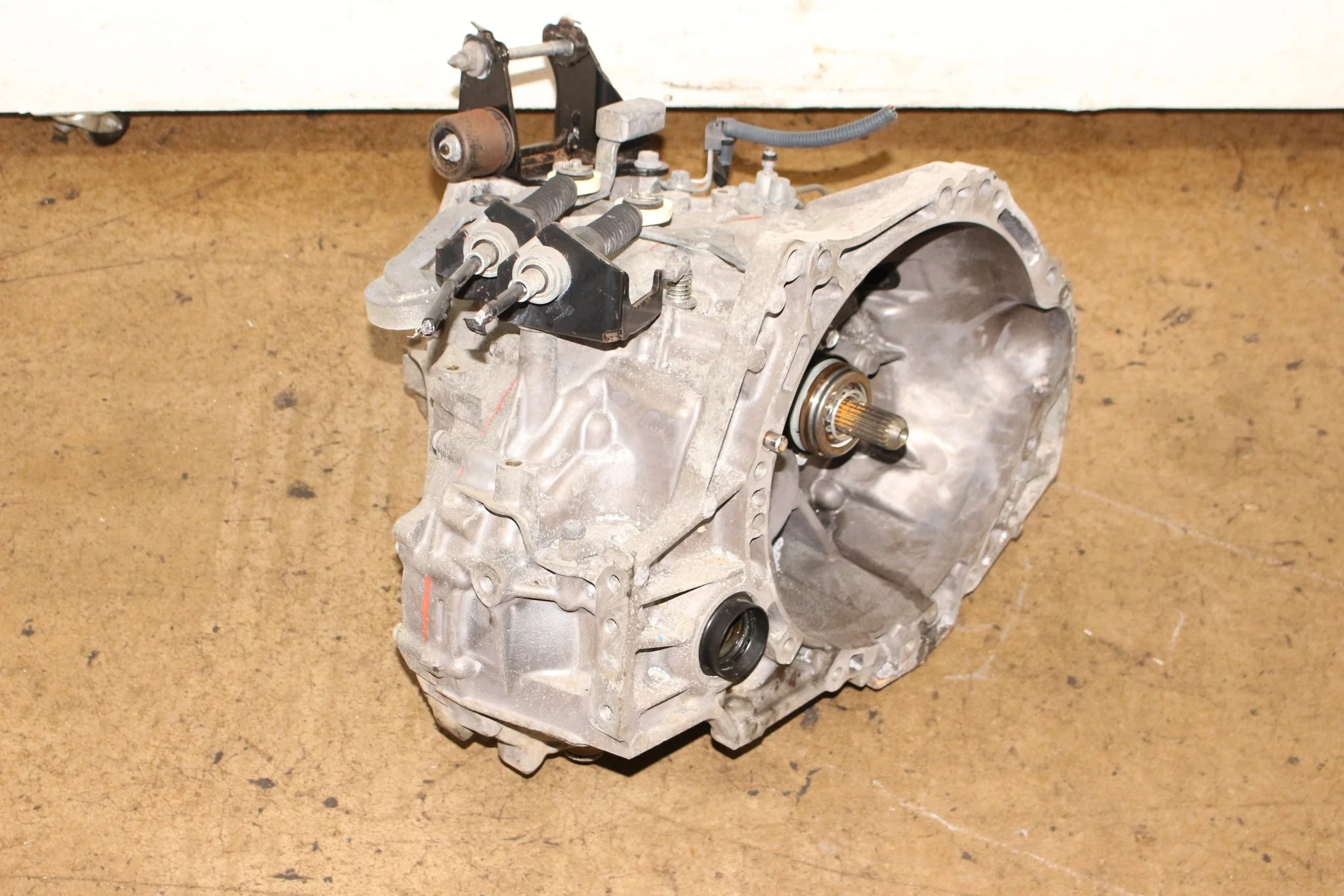 2017-2018 Toyota Corolla iM 6 Speed Manual Transmission JDM 2ZR - Image 6